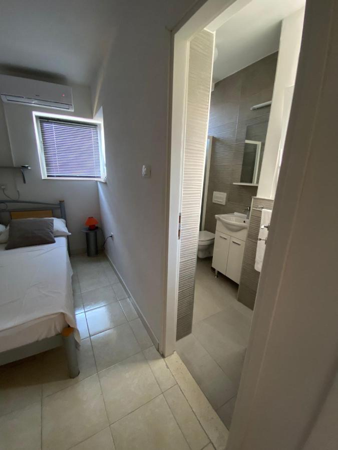 Duje & Roko Apartments Шибеник Экстерьер фото