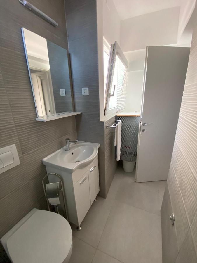 Duje & Roko Apartments Шибеник Экстерьер фото