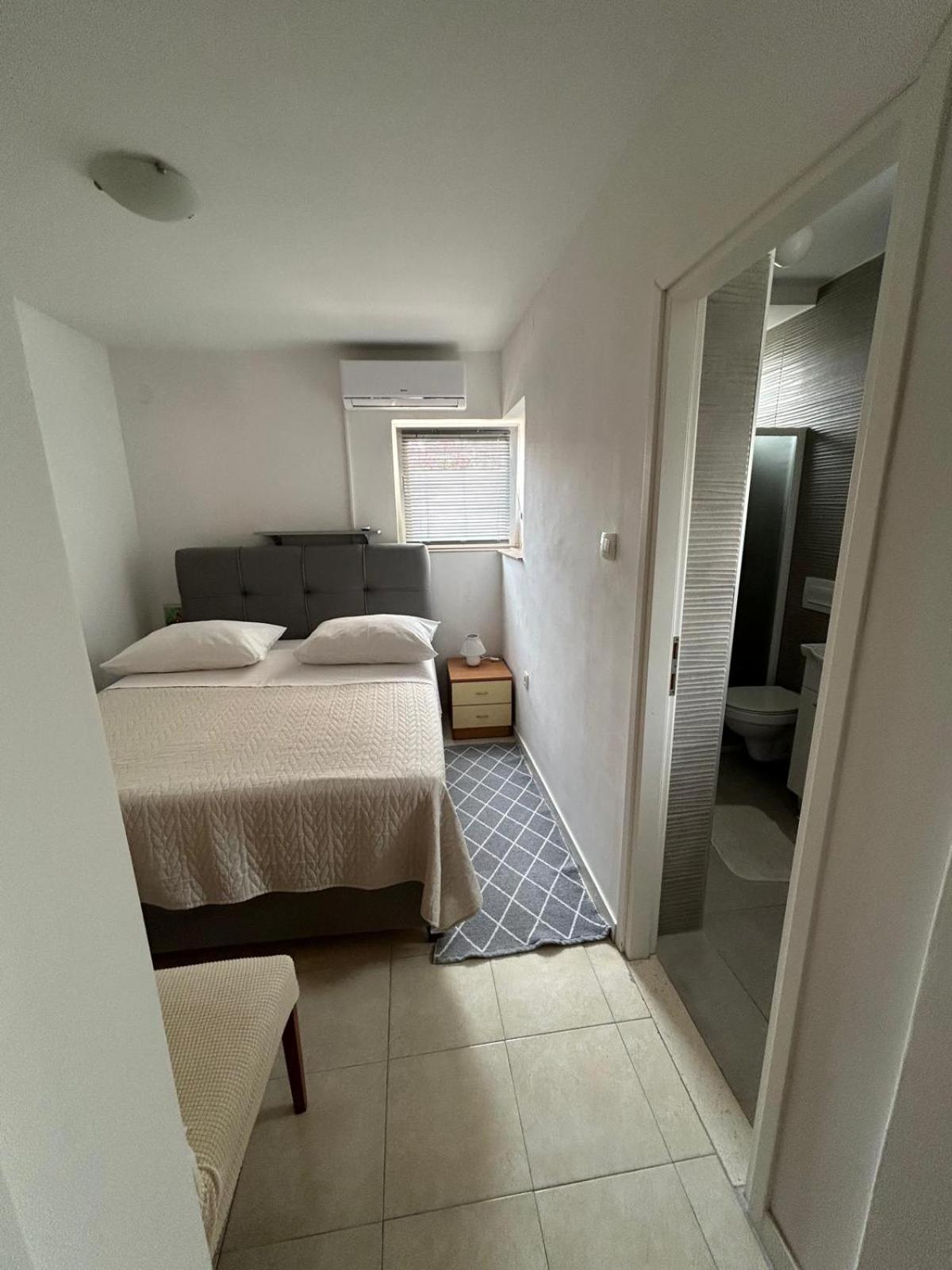 Duje & Roko Apartments Шибеник Экстерьер фото
